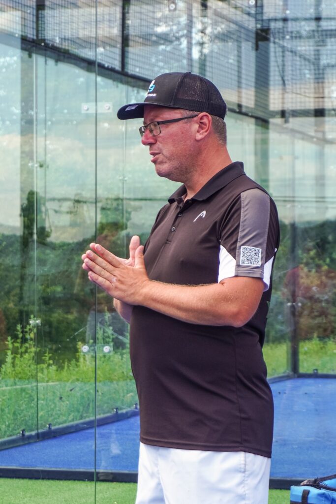 Padeltrainer Mike » 